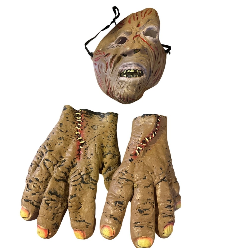 Vintage Paper Magic Group Z Fun world zombie Monster Mask Hands Costume Set